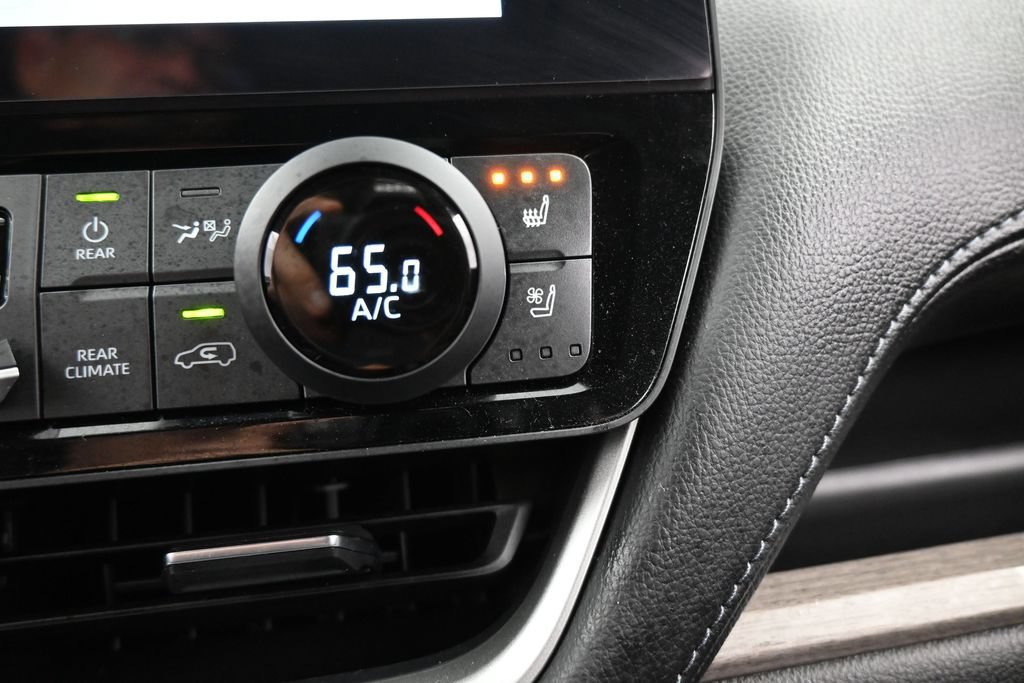 Used 2025 Toyota Grand Highlander FWD image 27