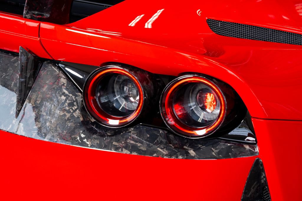 Used 2020 Ferrari 812 Superfast image 39