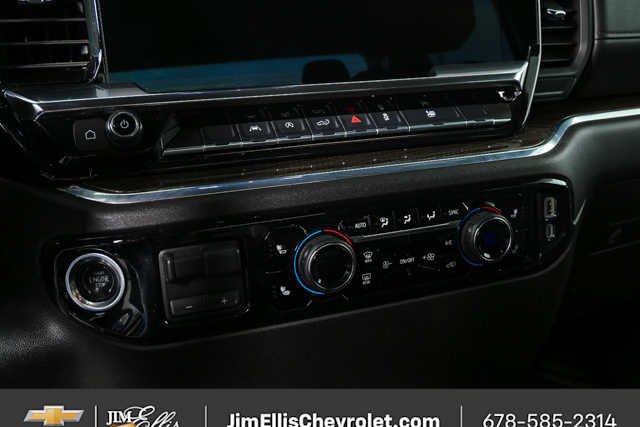 Certified 2025 Chevrolet Silverado 1500 LT AWD/4WD image 14