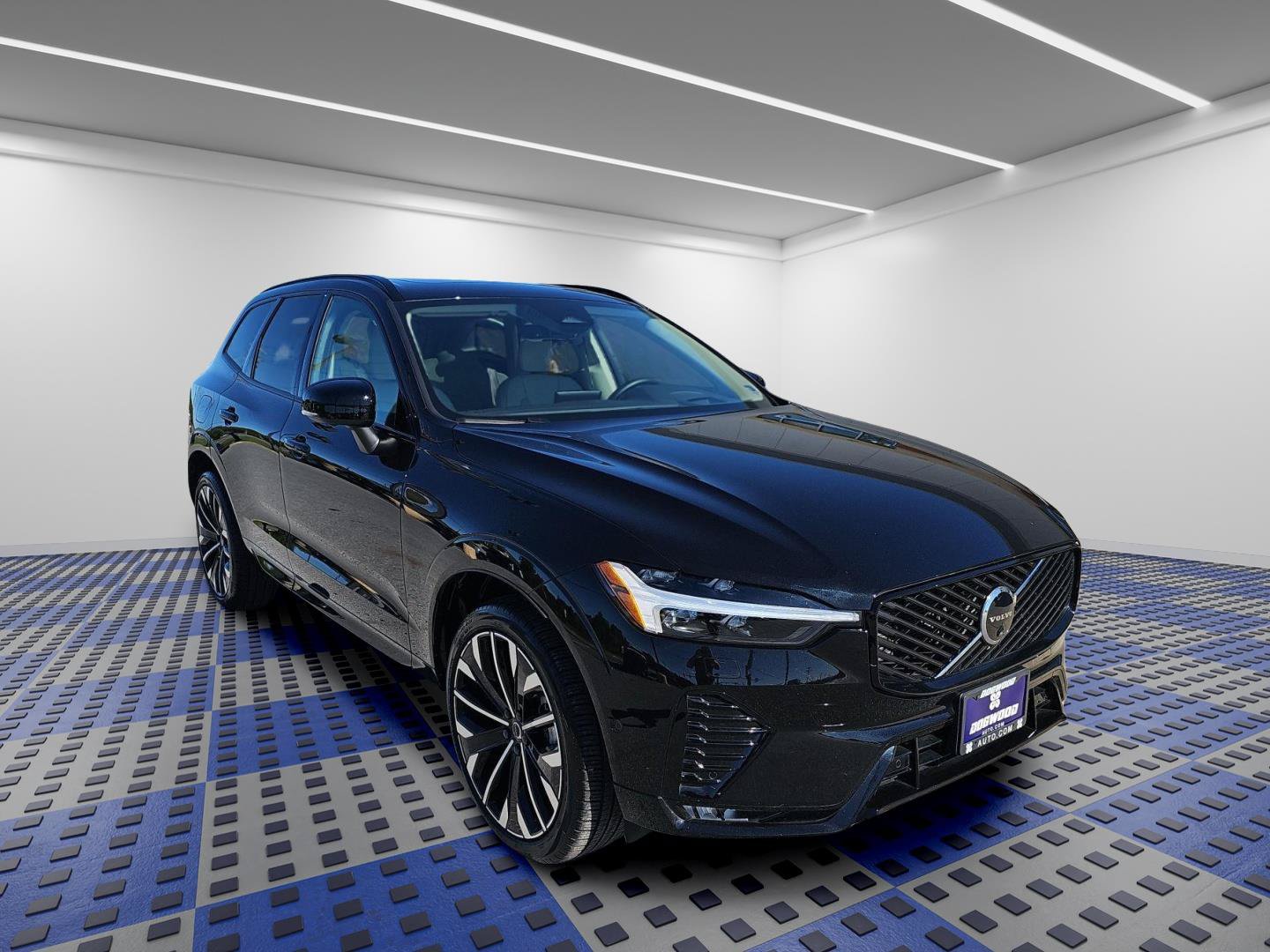 Used 2026 Volvo XC60 B5 Ultra w/ Protection Package Premier