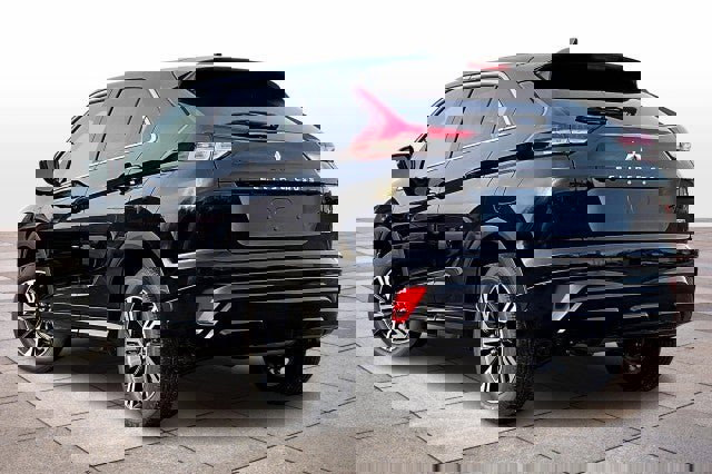 New 2025 Mitsubishi Eclipse Cross SEL image 3