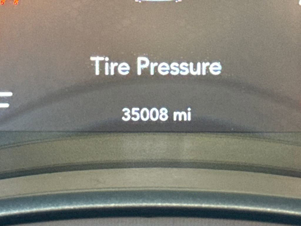 Used 2023 Dodge Charger SXT w/ Blacktop Package image 20