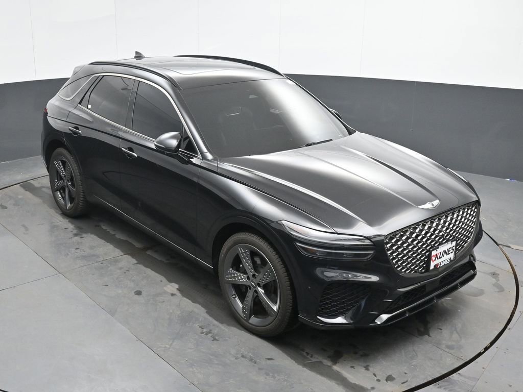 Used 2023 Genesis GV70 3.5T Sport w/ Sport Prestige Package image 35