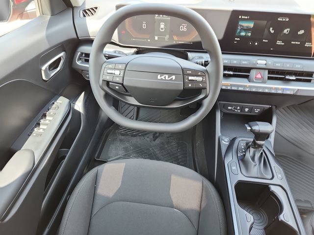 New 2026 Kia K4 FWD image 15