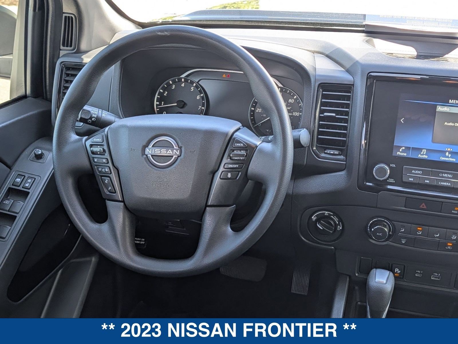 Used 2023 Nissan Frontier SV w/ Midnight Edition Package image 18