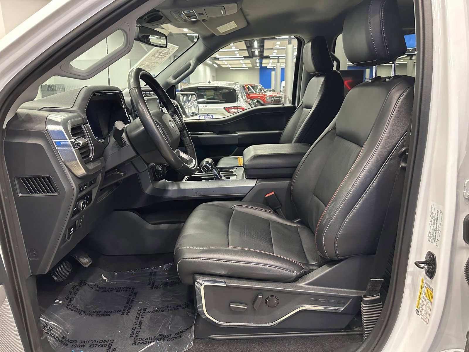 Used 2023 Ford F150 Lariat w/ Trailer Tow Package image 18