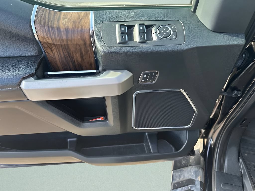 Used 2019 Ford F150 Lariat AWD/4WD image 11