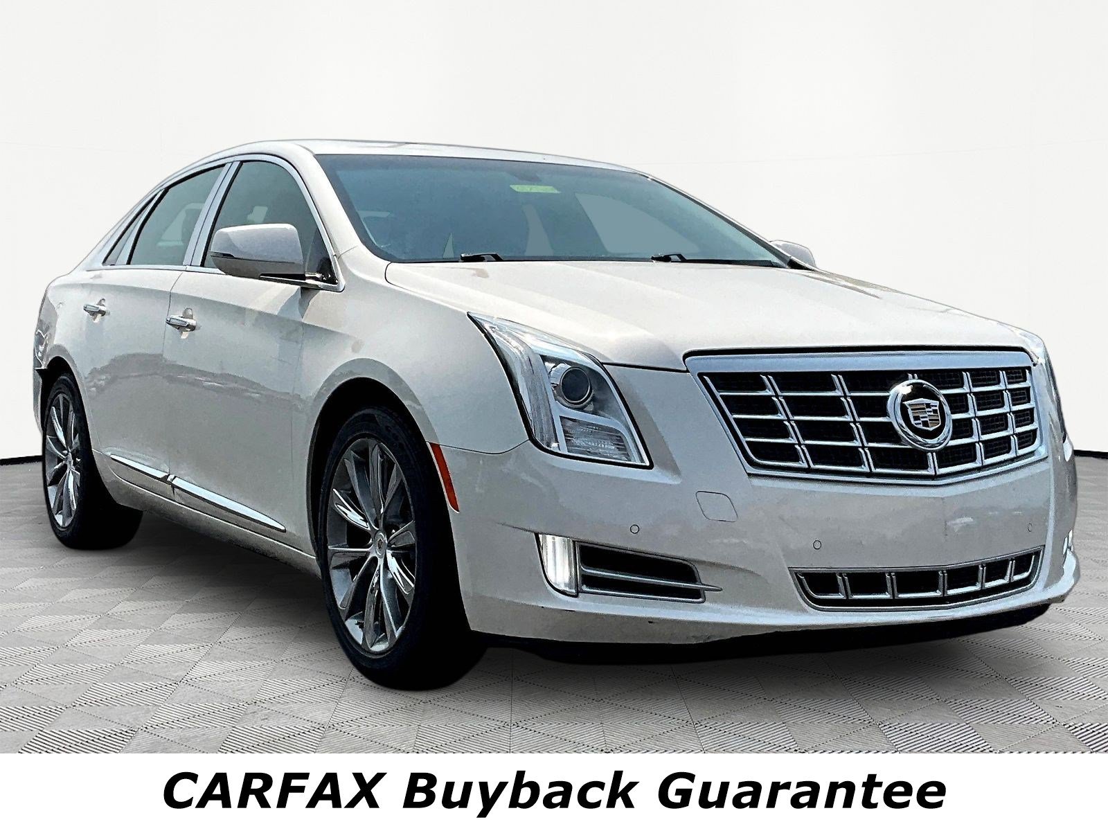 Used 2013 Cadillac XTS Luxury FWD image 3