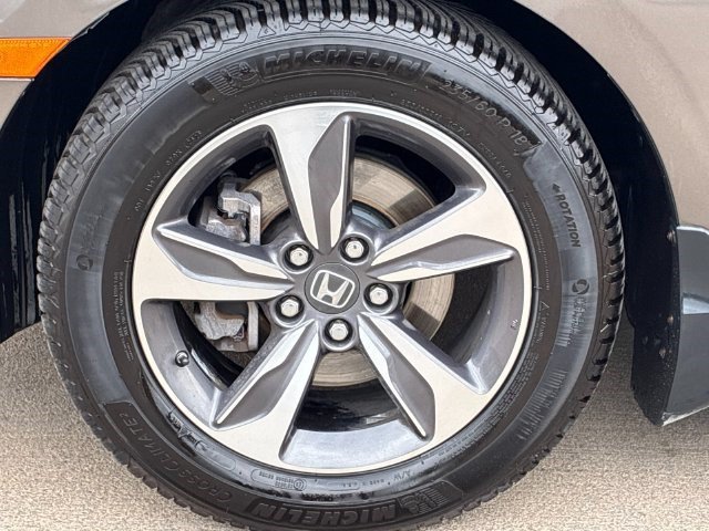 Used 2018 Honda Odyssey Touring image 30