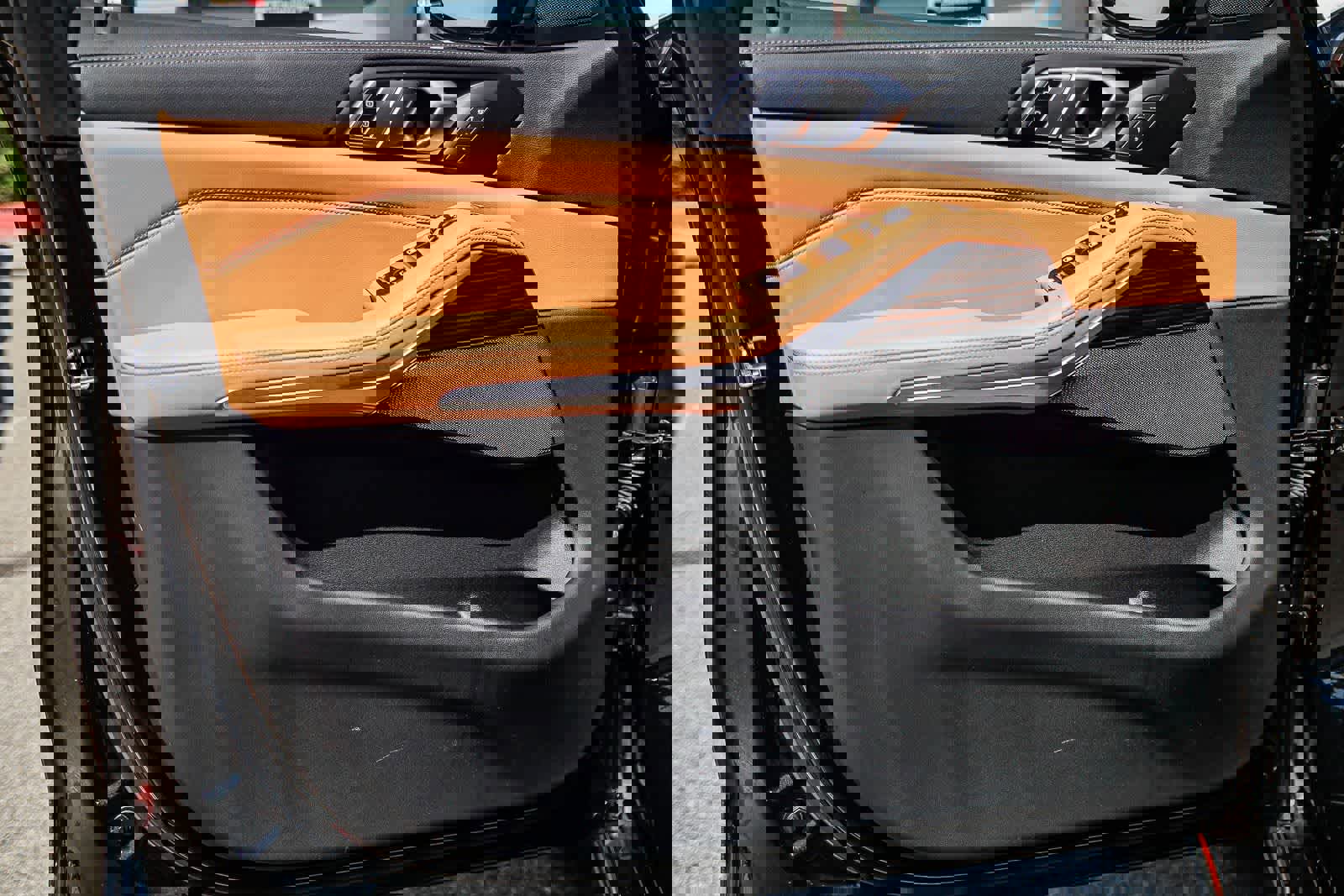 Used 2023 BMW X5 xDrive40i w/ M Sport Package image 24