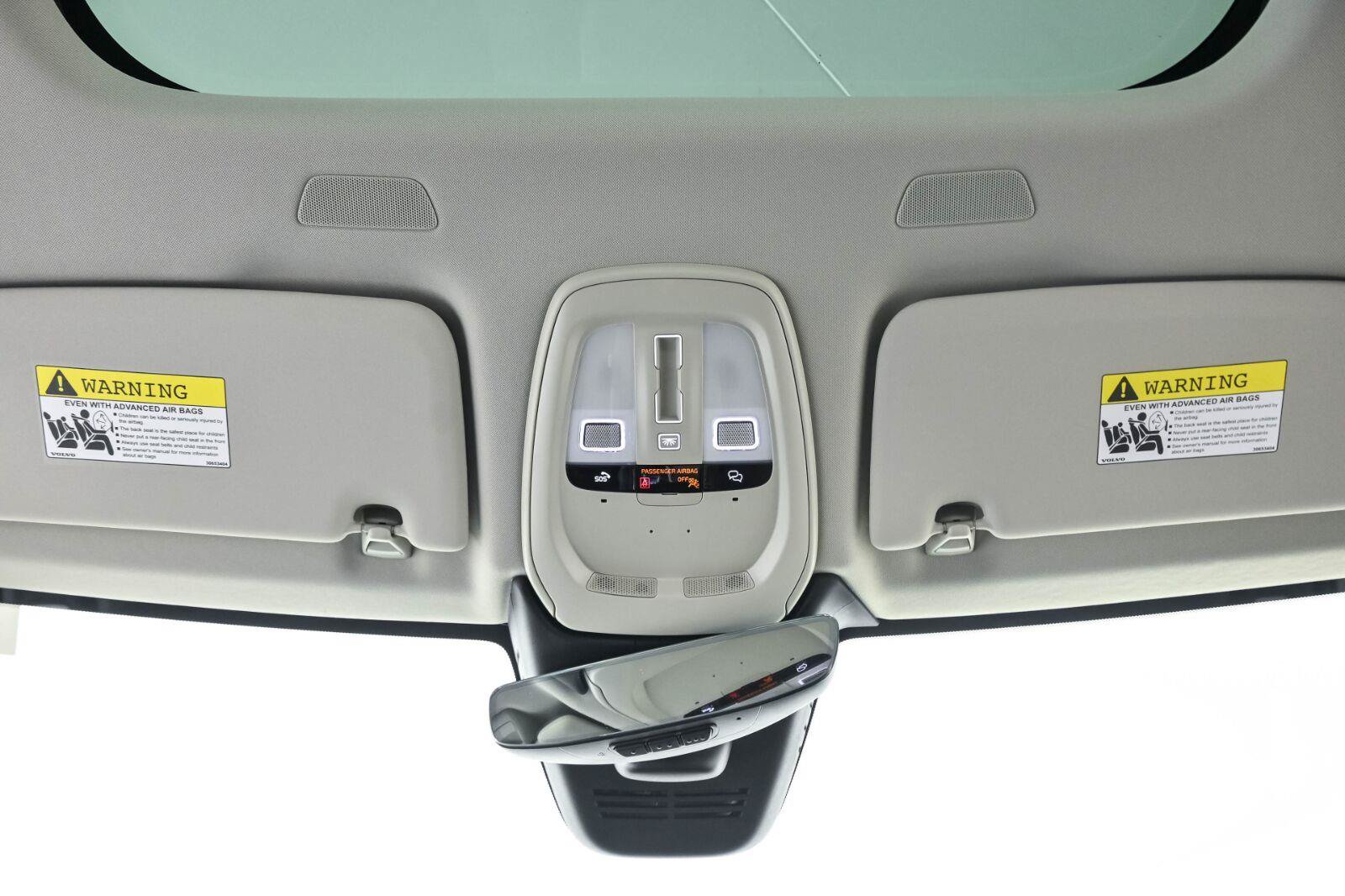 New 2026 Volvo XC60 T8 Plus w/ Climate Package AWD/4WD image 18