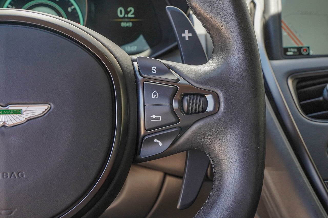 Used 2019 Aston Martin DBS Superleggera image 25