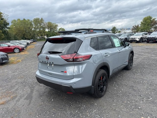New 2026 Nissan Rogue SV image 5