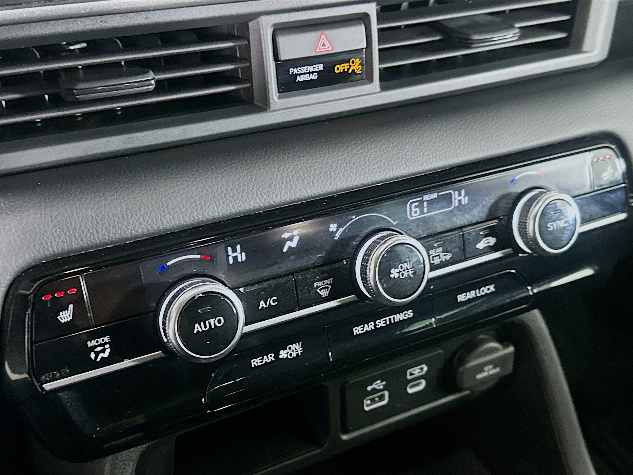 Used 2023 Honda Pilot Touring image 23