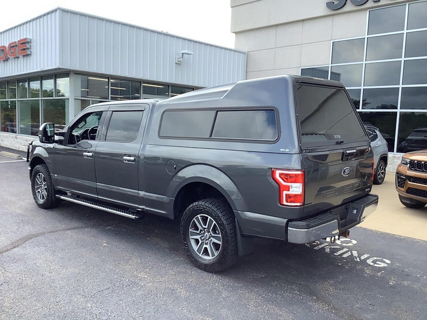 Used 2019 Ford F150 XLT w/ Equipment Group 302A Luxury AWD/4WD image 6