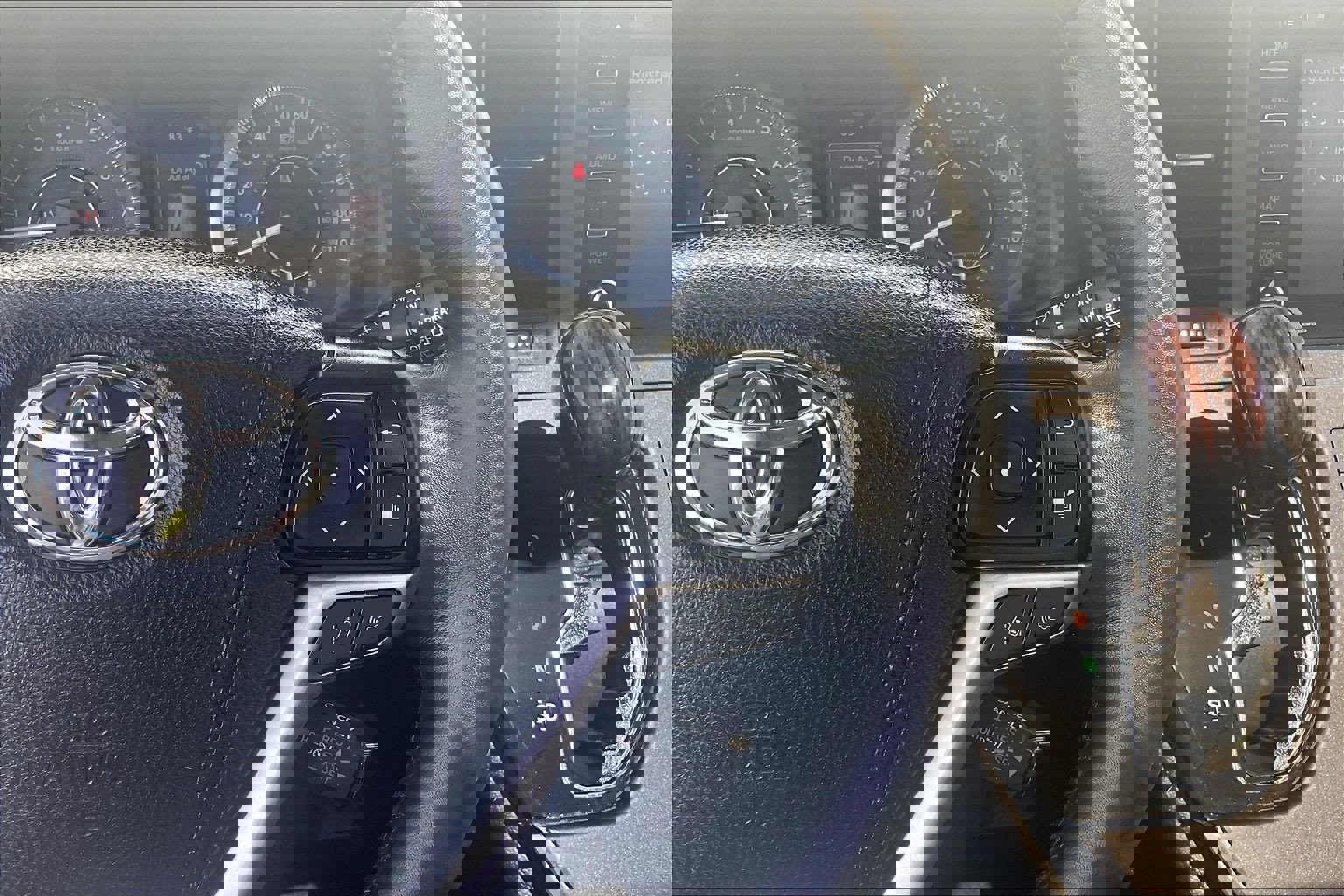 Used 2019 Toyota Sienna Limited Premium FWD image 24