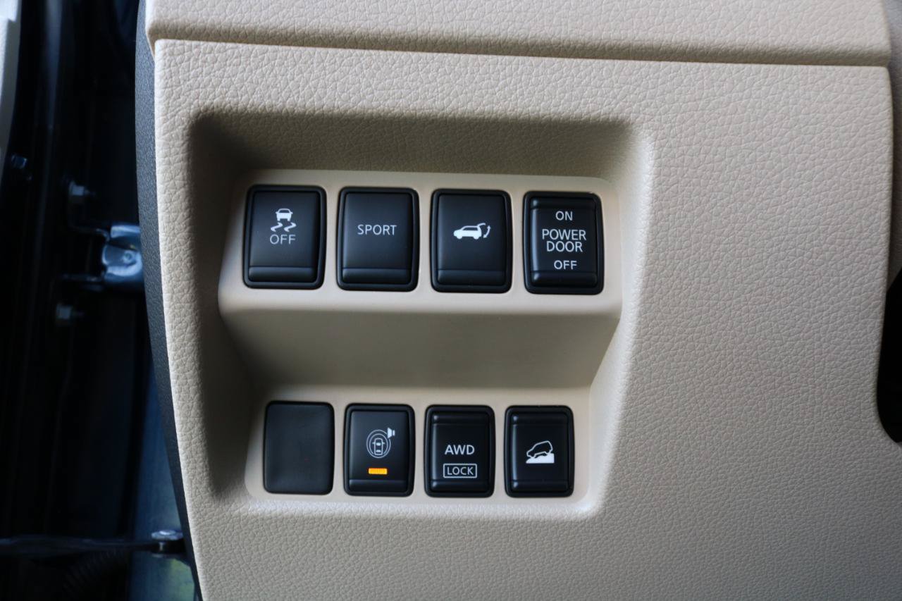 Used 2014 Nissan Rogue SL w/ SL Premium Package AWD/4WD image 28