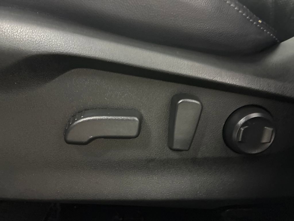 Used 2023 Subaru Forester Limited AWD/4WD image 22