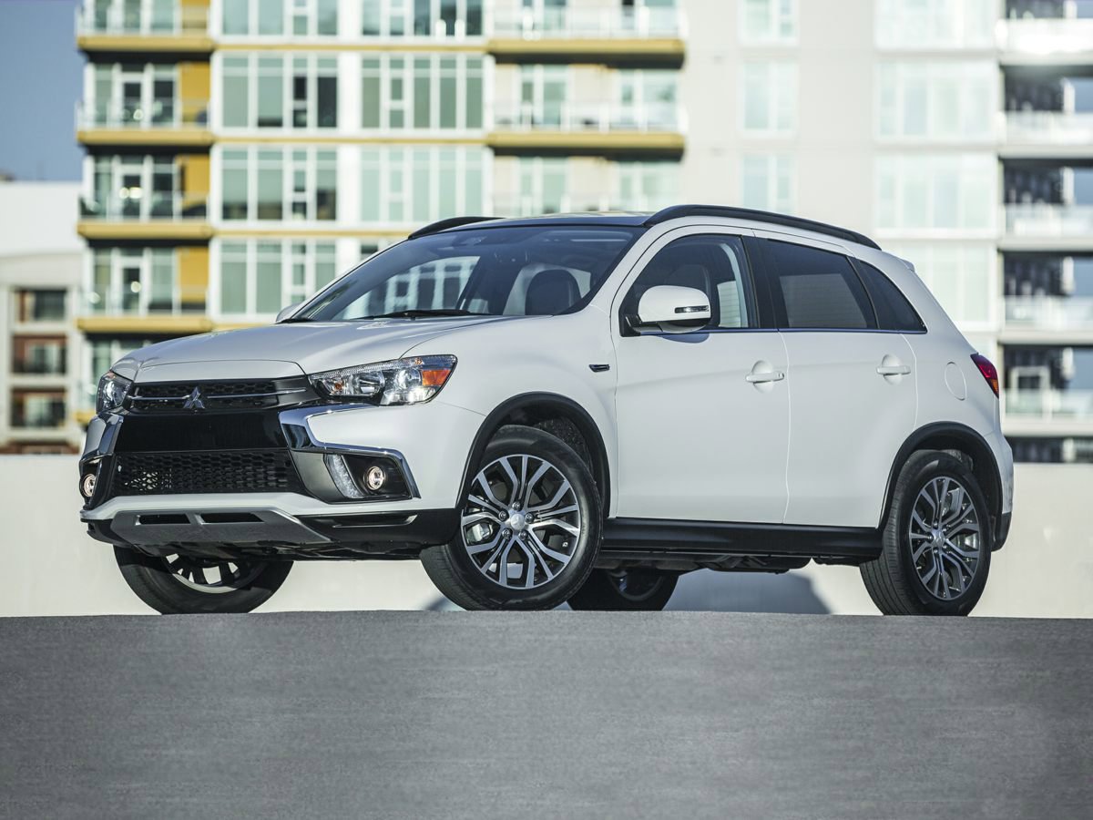 Used 2019 Mitsubishi Outlander Sport LE image 1