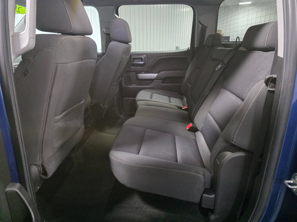 Used 2018 Chevrolet Silverado 1500 LT w/ All Star Edition AWD/4WD image 10