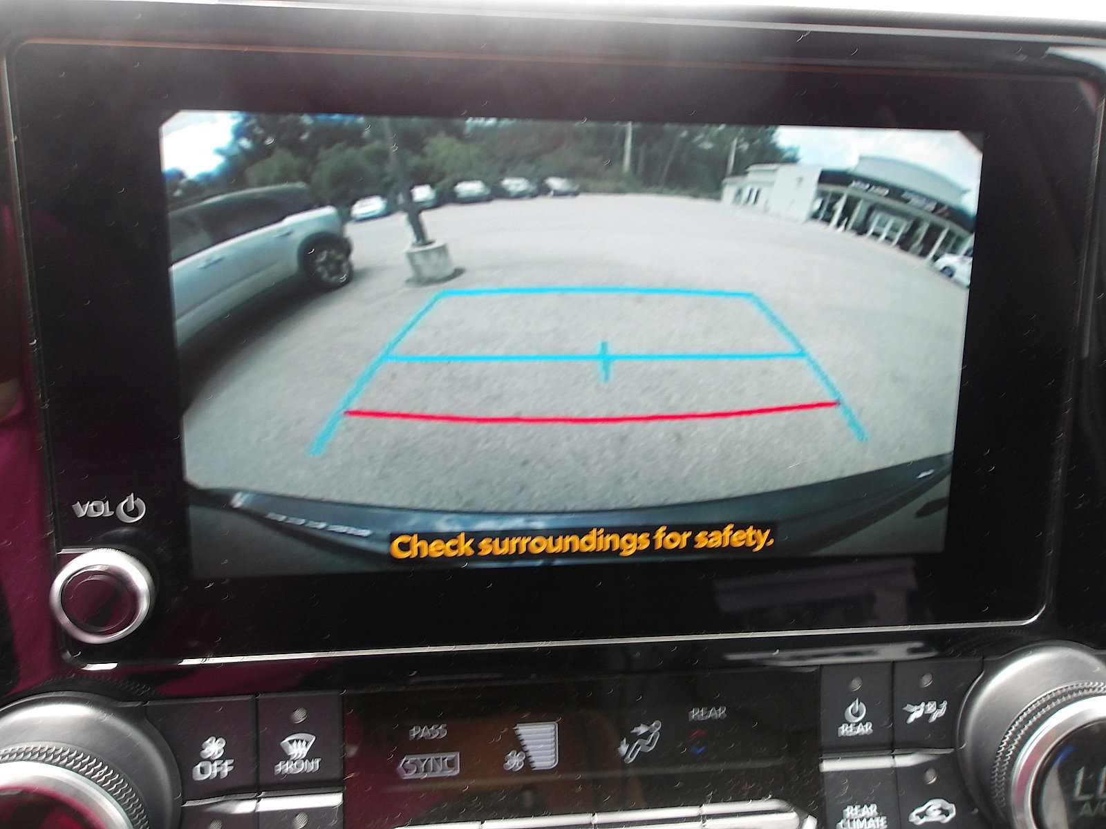 Used 2024 Toyota Highlander AWD image 23