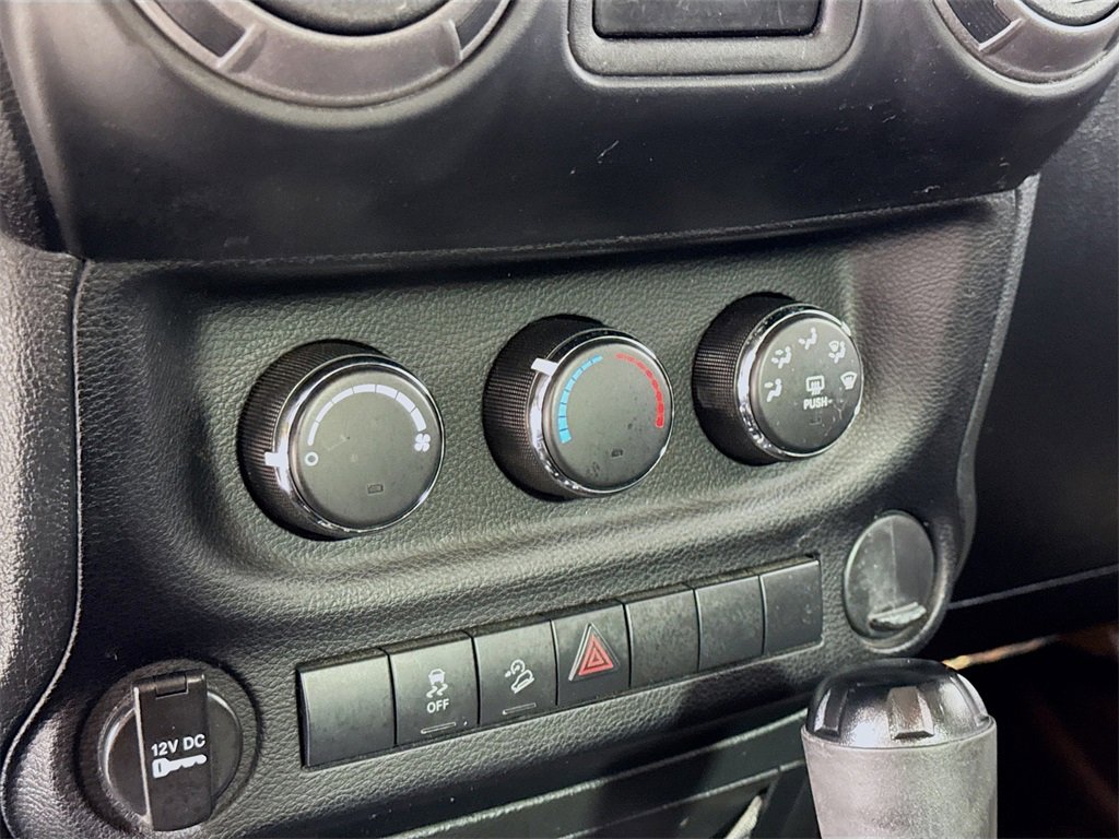 Used 2013 Jeep Wrangler Sport image 14