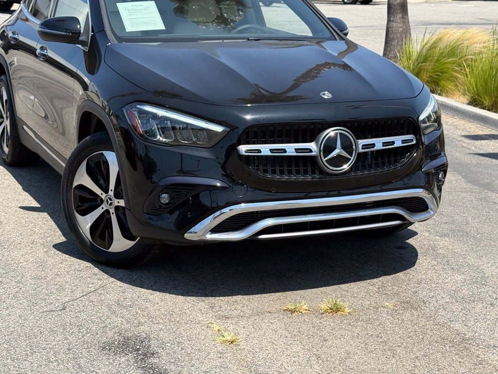 Used 2025 Mercedes-Benz GLA 250 4MATIC image 3