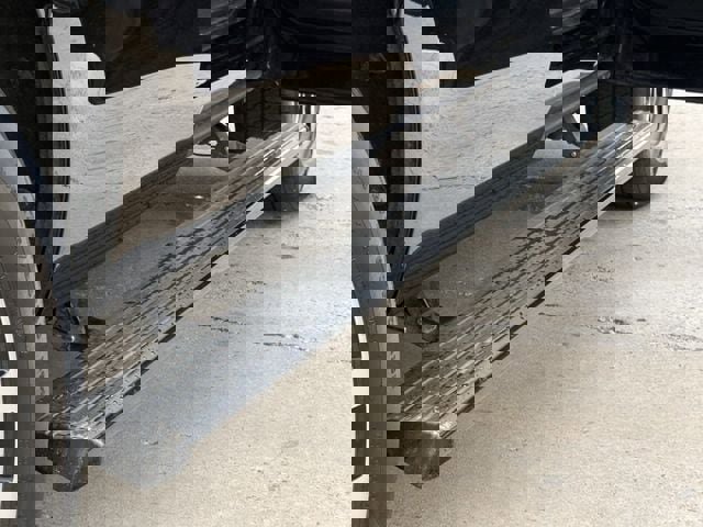 Used 2025 Ford Expedition Max Platinum image 11