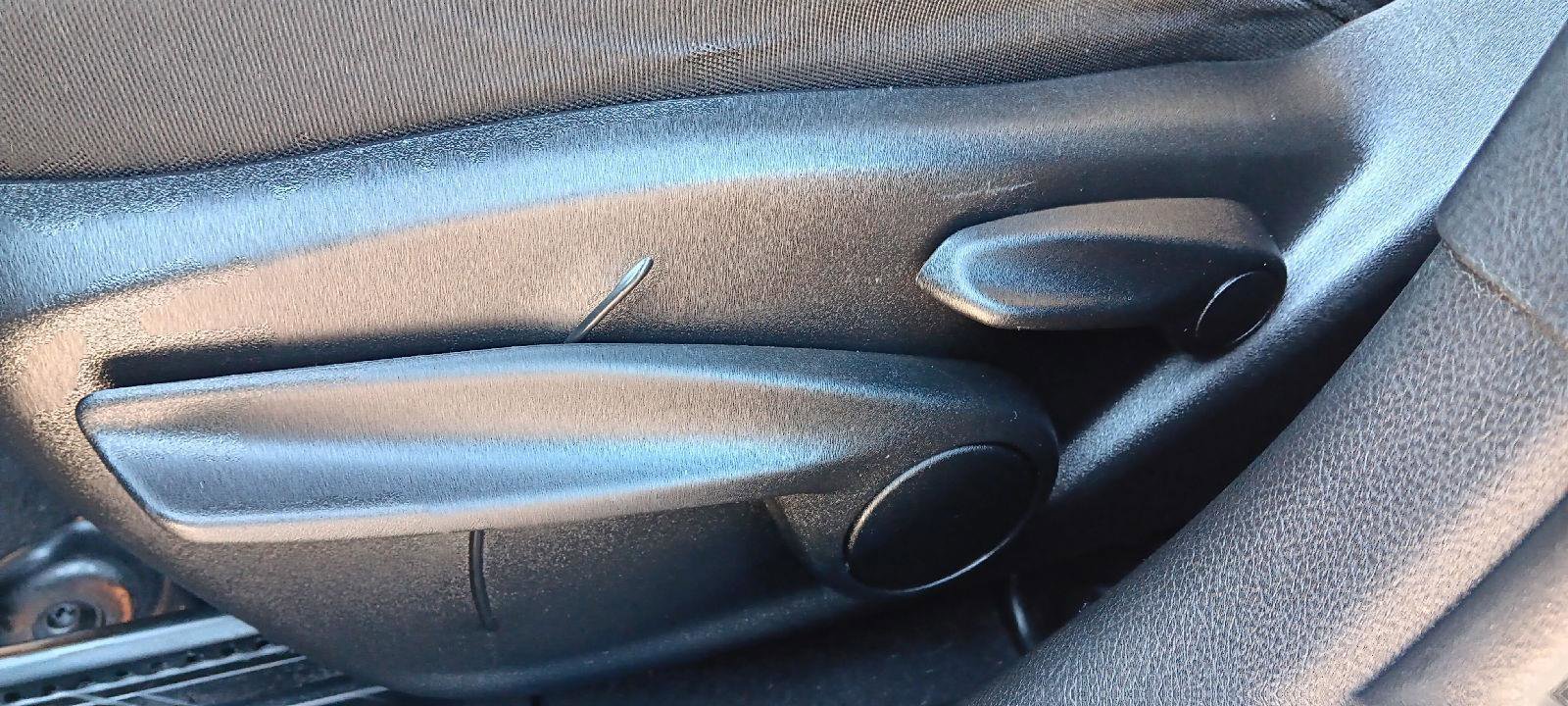 Used 2018 Jeep Renegade Latitude image 8