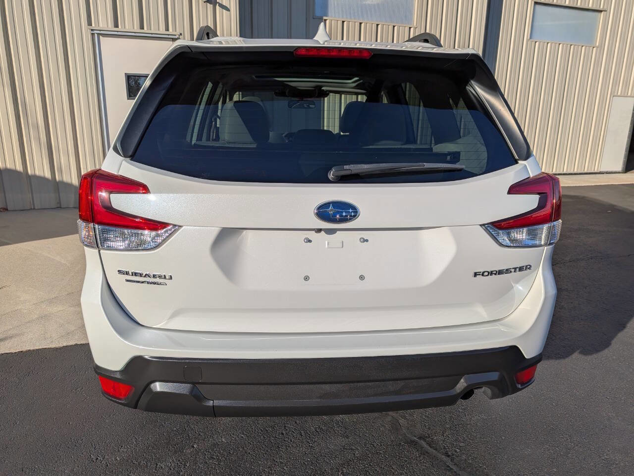 Used 2022 Subaru Forester Premium image 6