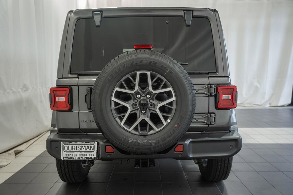 New 2026 Jeep Wrangler Unlimited Sahara AWD/4WD image 5