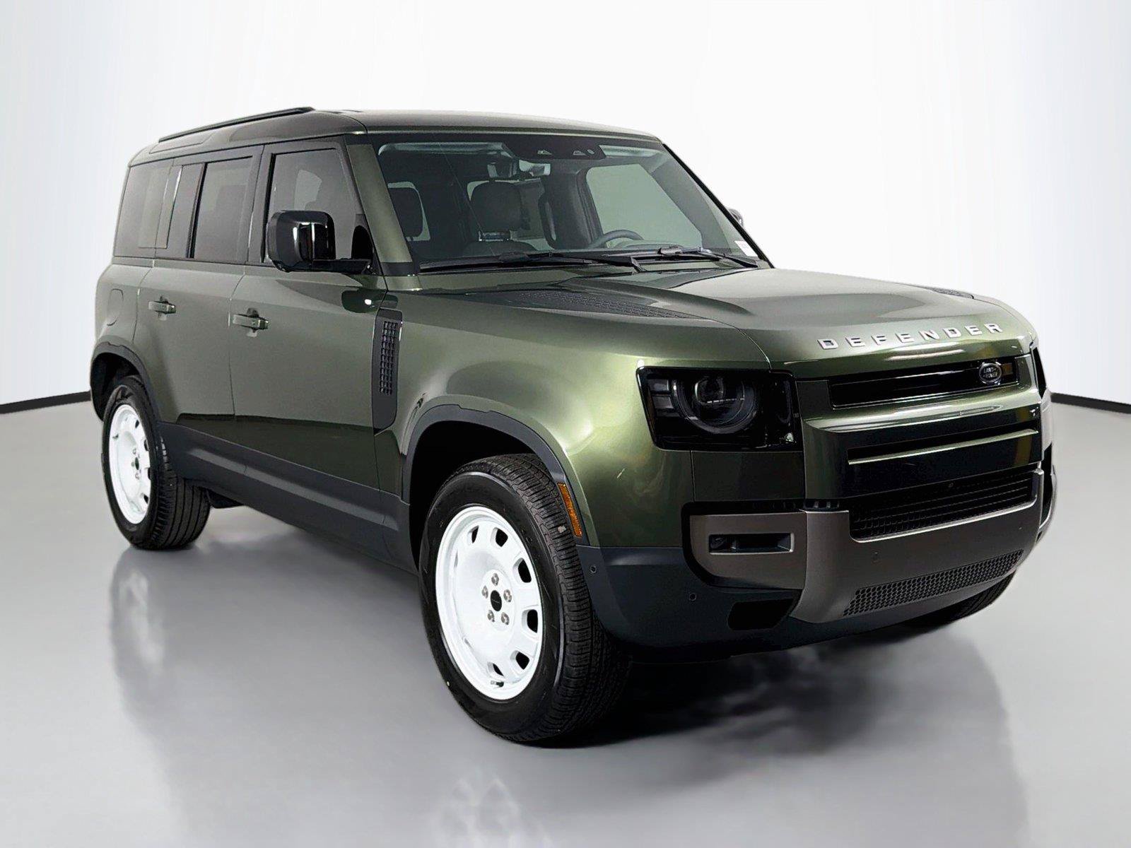 New 2026 Land Rover Defender 110 S AWD/4WD image 3
