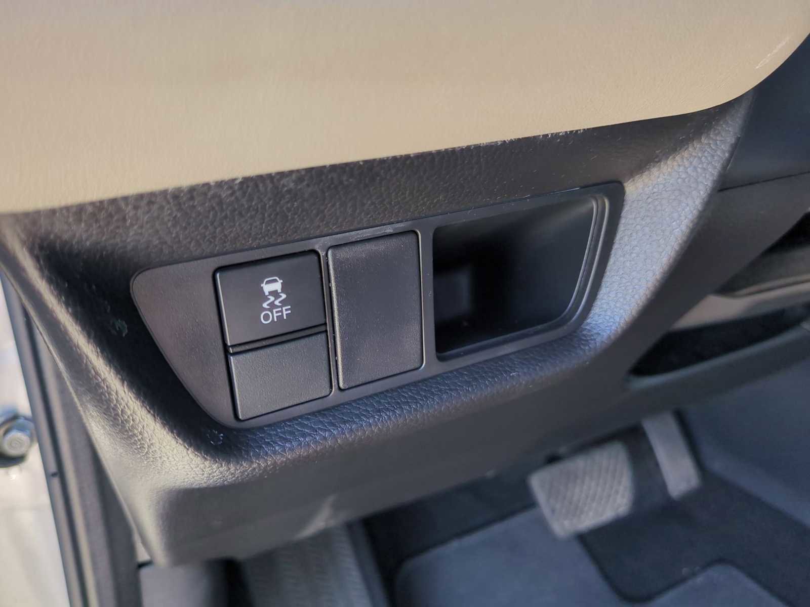 Used 2023 Honda HR-V LX image 34