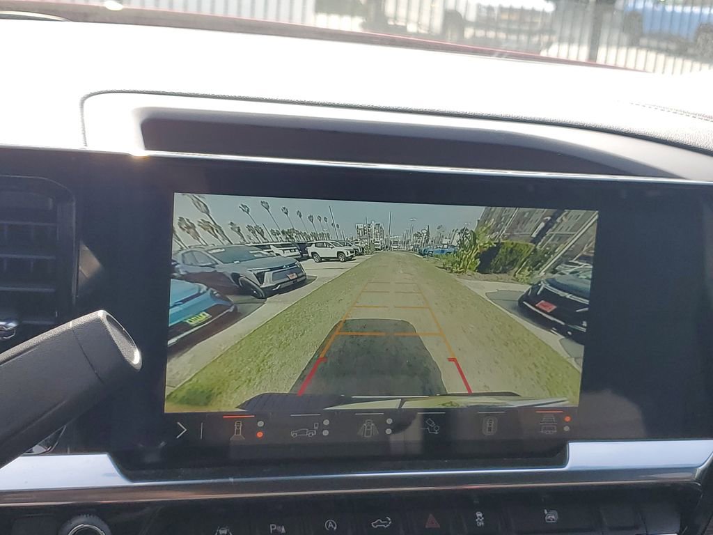 Used 2025 Chevrolet Silverado 1500 LT w/ Safety Package image 24