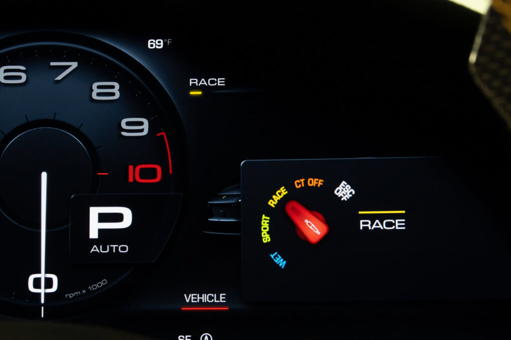 Certified 2025 Ferrari 12Cilindri RWD image 35