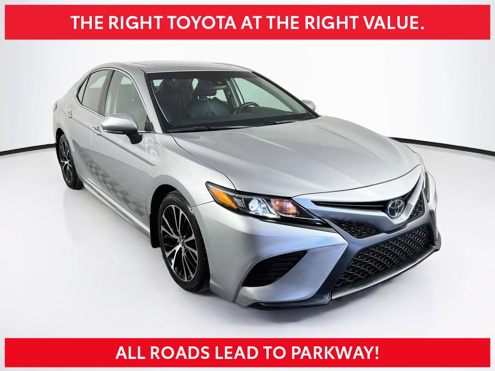 Used 2018 Toyota Camry SE FWD image 1