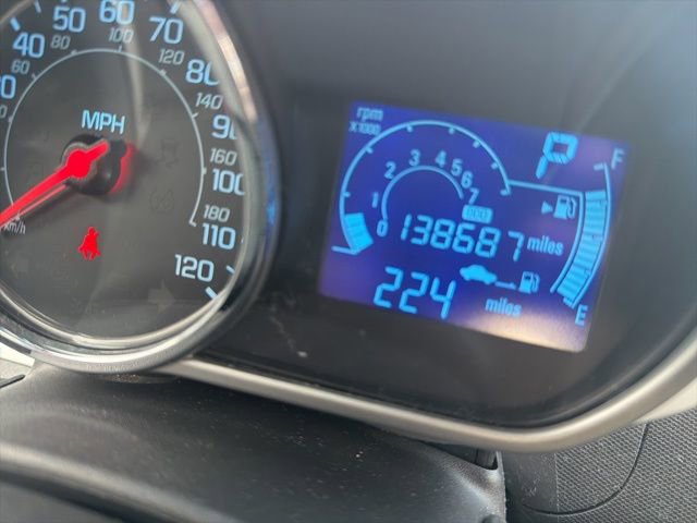 Used 2015 Chevrolet Spark LT image 32