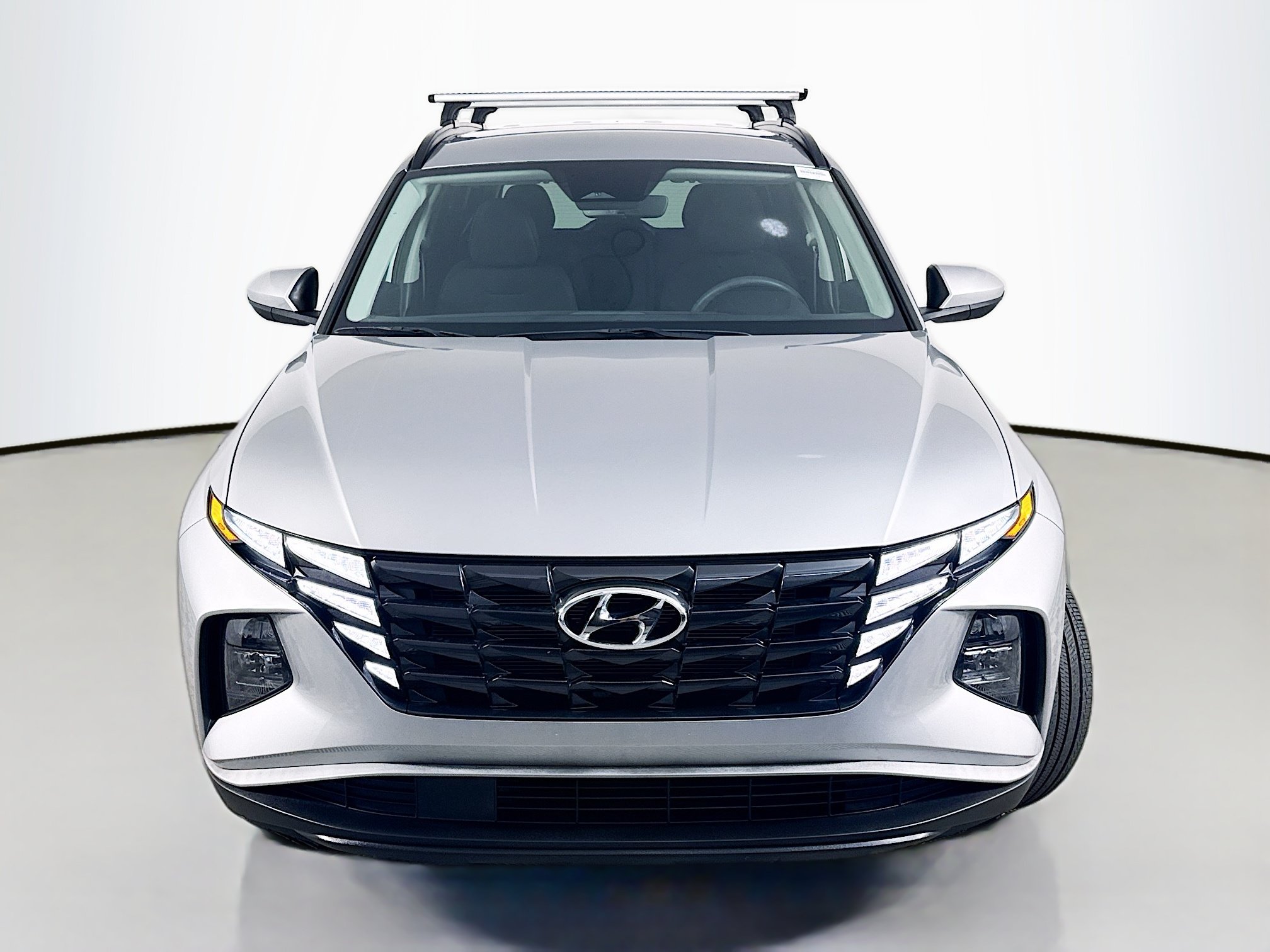 Used 2024 Hyundai Tucson SEL FWD image 2