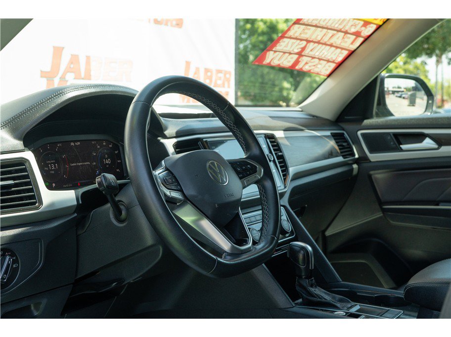 Used 2022 Volkswagen Atlas SE w/ Black Wheel Package FWD image 30