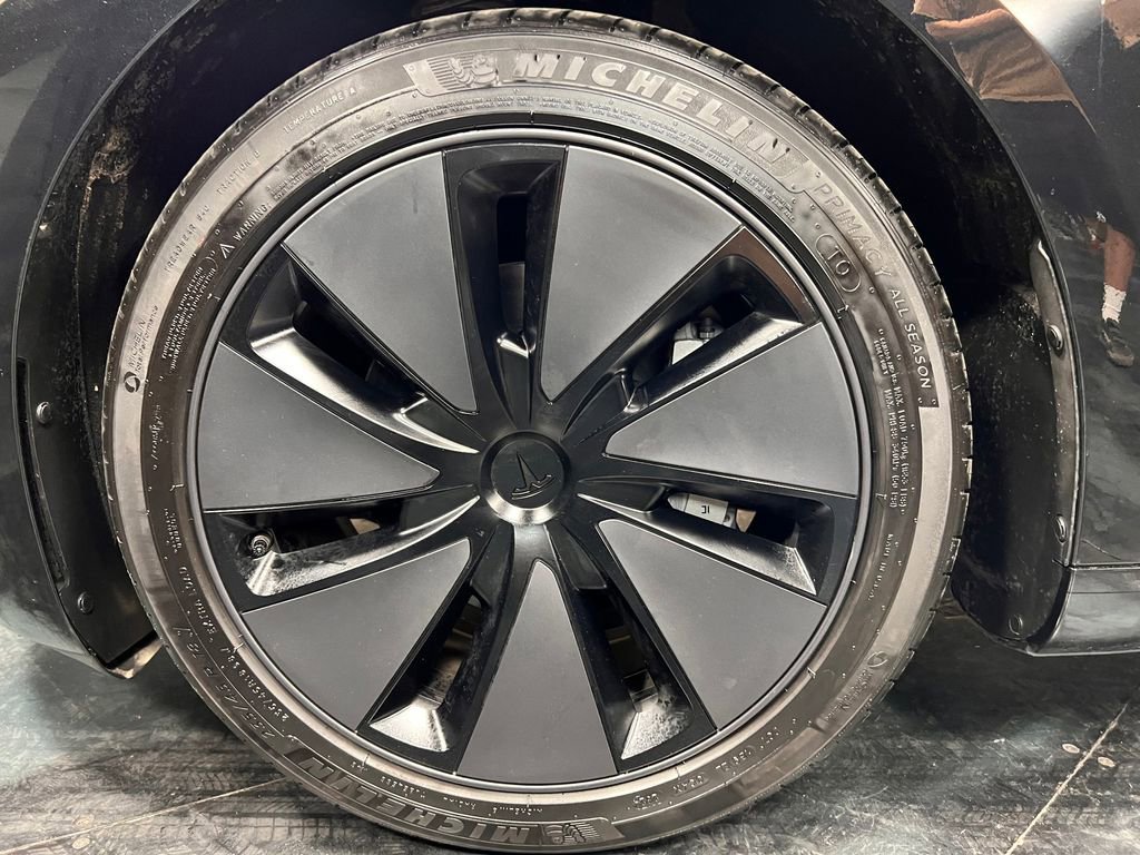 Used 2025 Tesla Model 3 Long Range image 27