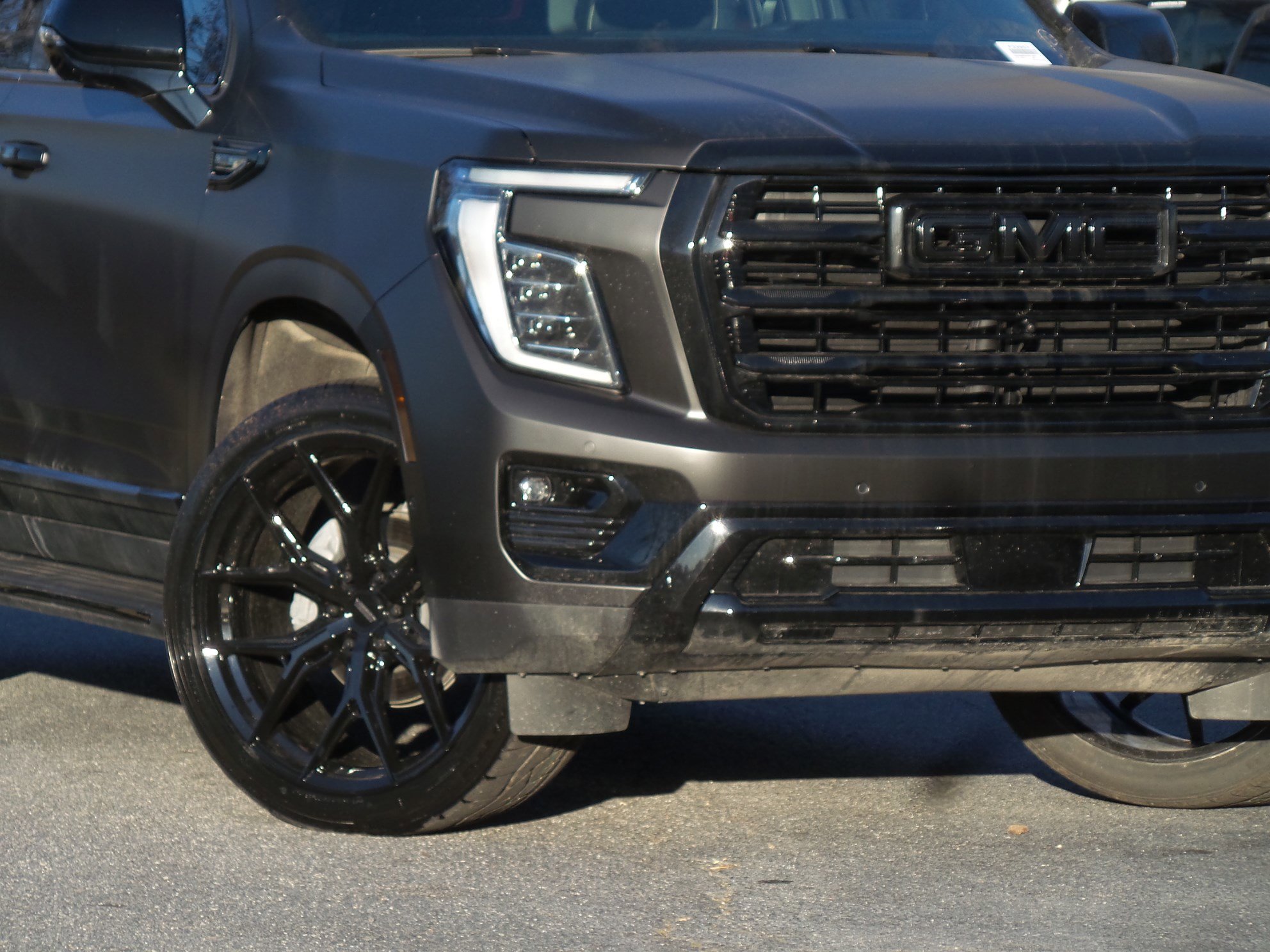 Used 2025 GMC Yukon Elevation image 22