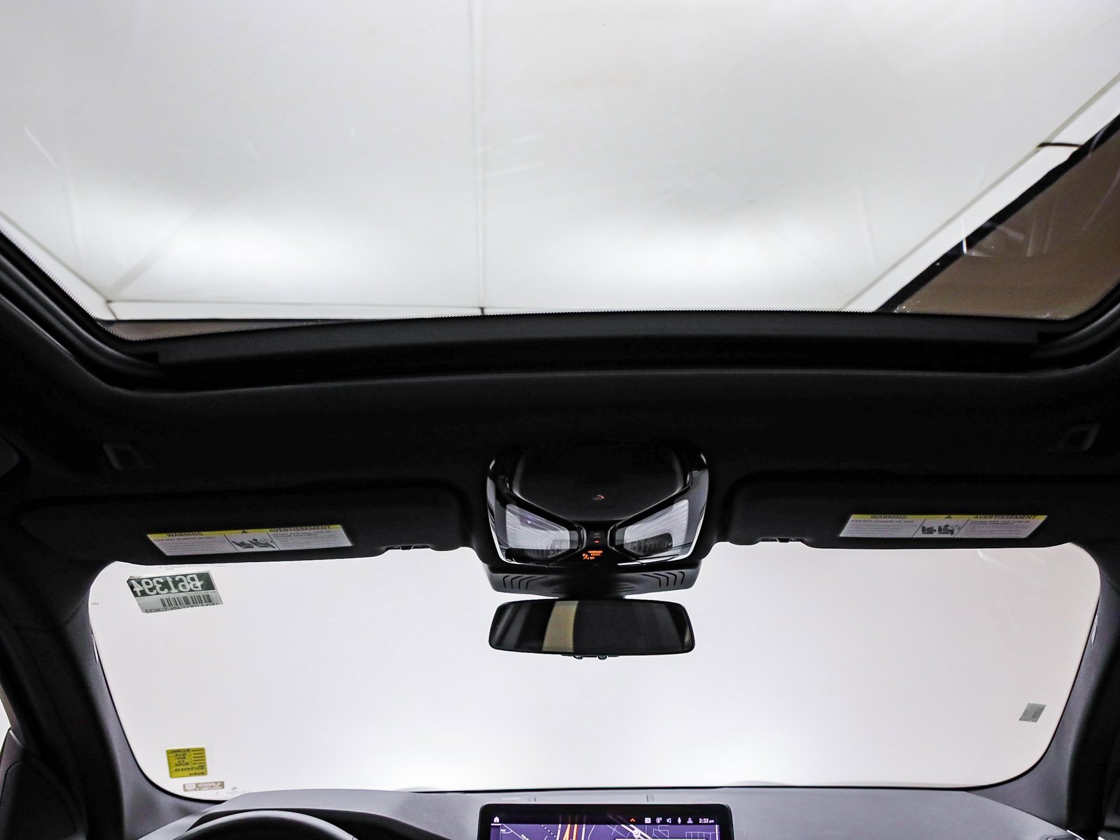 Used 2024 BMW X3 sDrive30i w/ Premium Package w/ZPA image 17