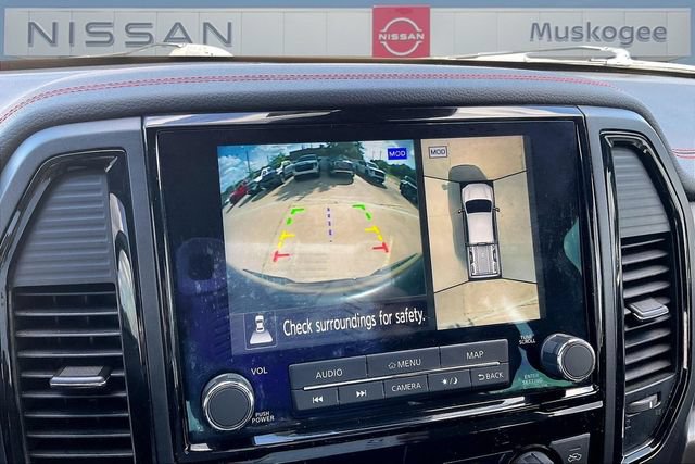 Used 2023 Nissan Titan PRO-4X w/ Pro-4x Convenience Package AWD/4WD image 15