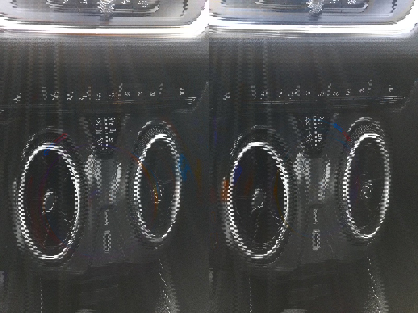 Used 2024 Chevrolet Blazer LT w/ Convenience Package image 18