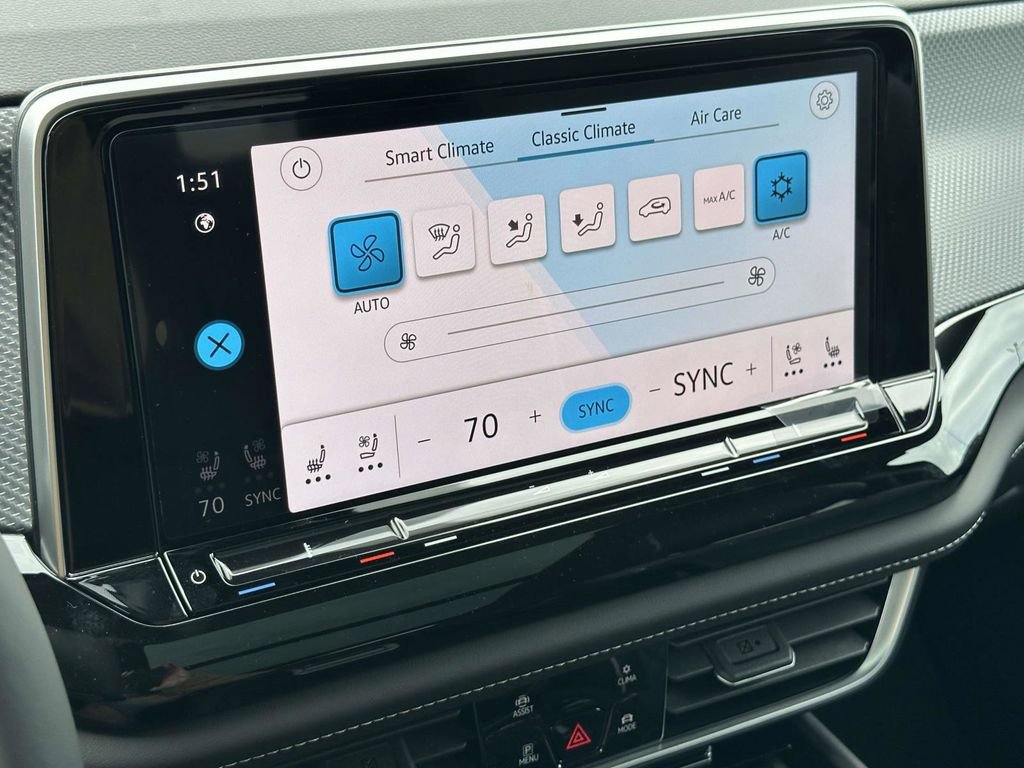 New 2026 Volkswagen Atlas Cross Sport SEL Premium R-Line image 22