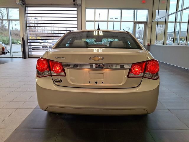 Used 2012 Chevrolet Cruze LS w/ Connectivity Package image 5