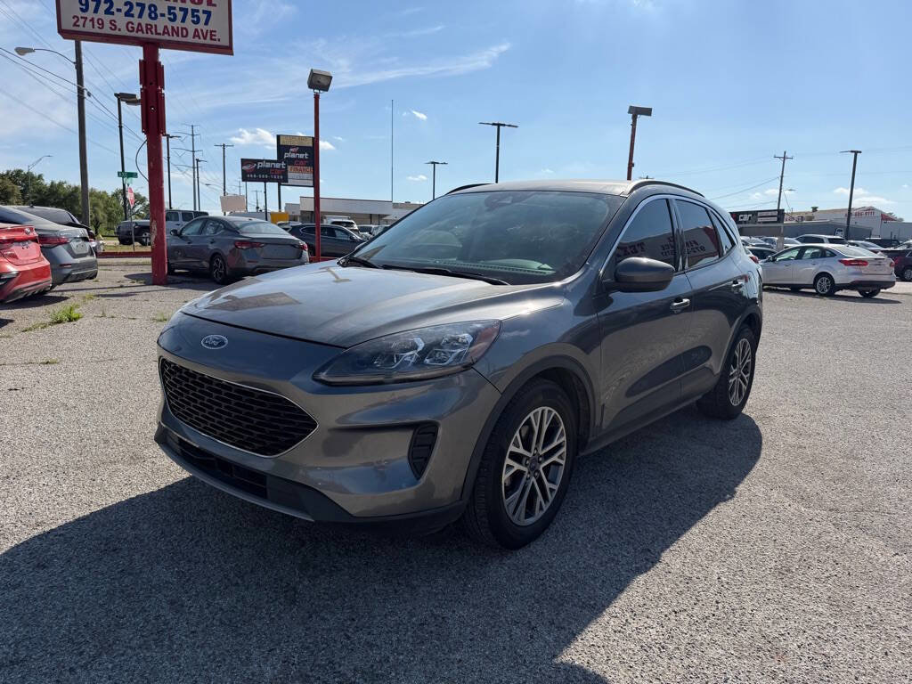 Used 2021 Ford Escape SEL w/ Technology Package image 3