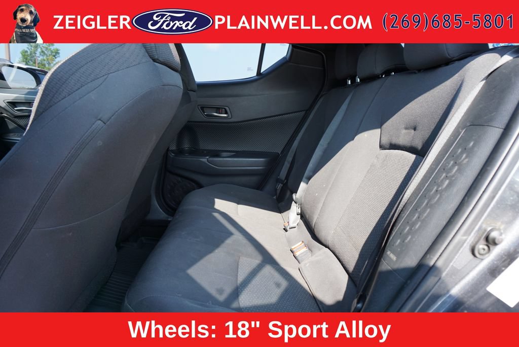 Used 2018 Toyota C-HR XLE FWD image 11