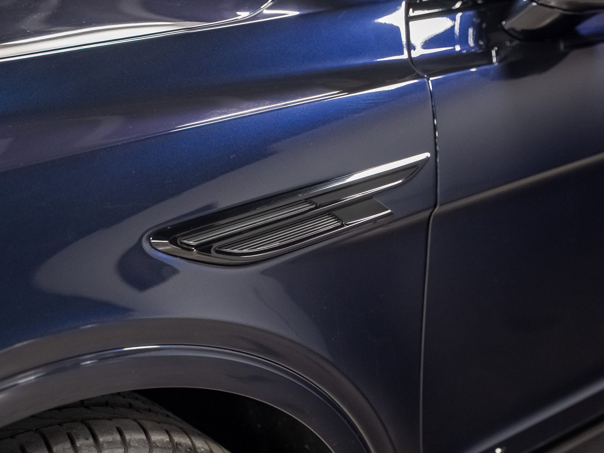 Used 2022 Bentley Bentayga image 20