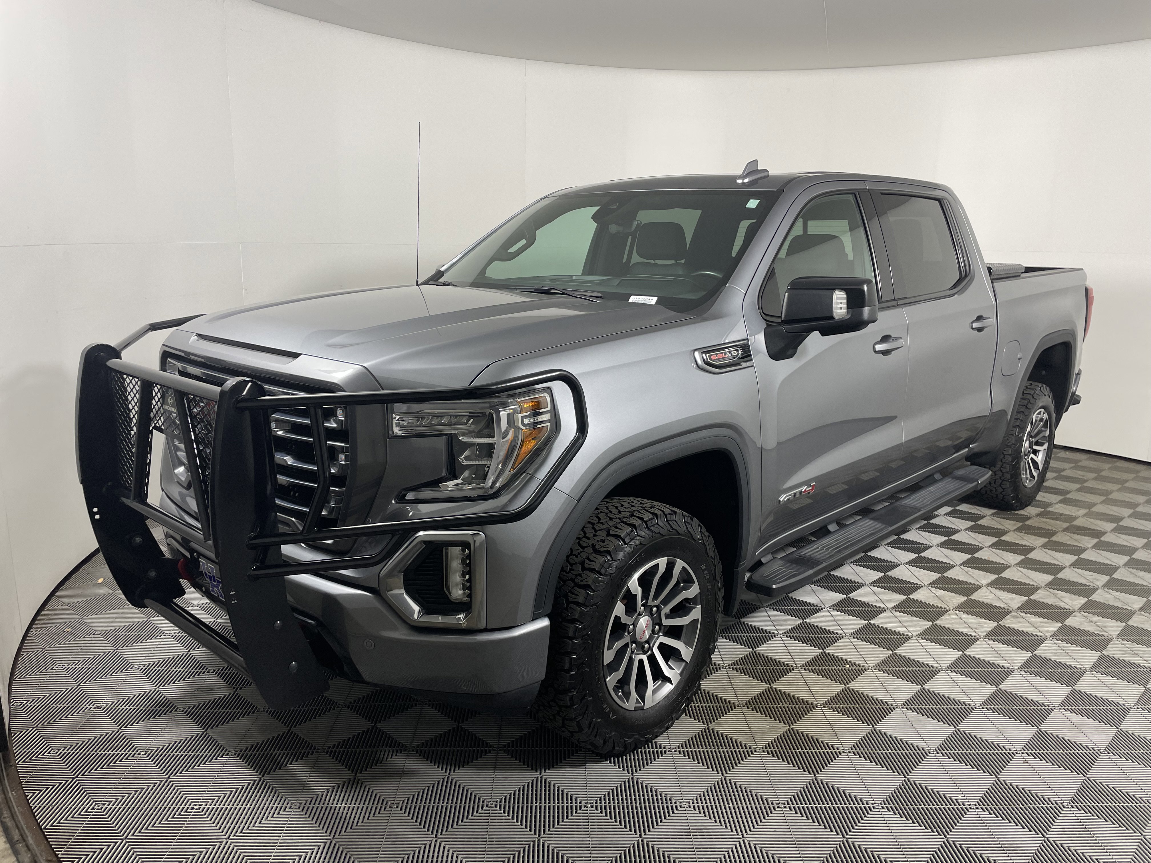 Used 2020 GMC Sierra 1500 AT4 w/ AT4 Premium Package image 9